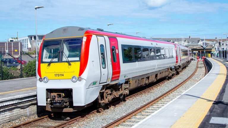 Class 175 test train at Newquay station
