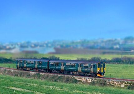 GWR train on edge of Newquay